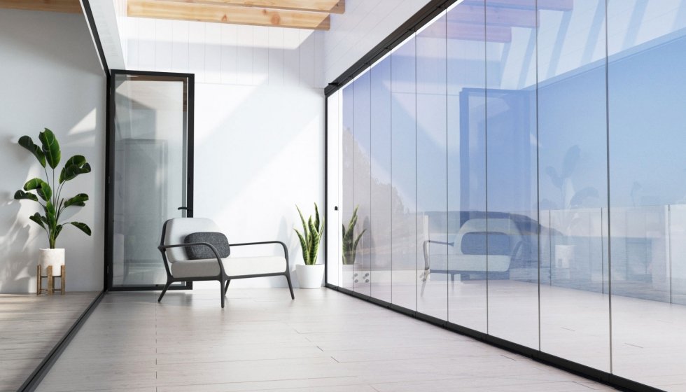 Cortinas de cristal para terrazas en Cádiz, cerramiento de cristal sin perfiles