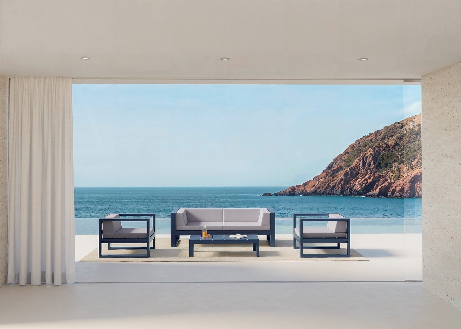 Colección Enjoy de muebles de exterior en aluminio