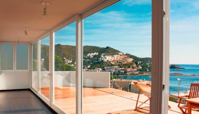 Corredera elevadora de PVC serie E170 EVO de Glass by Gaviota